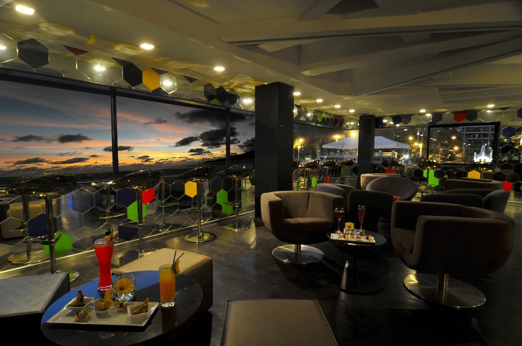 B - Lay Tong Resort Phuket Restaurant foto