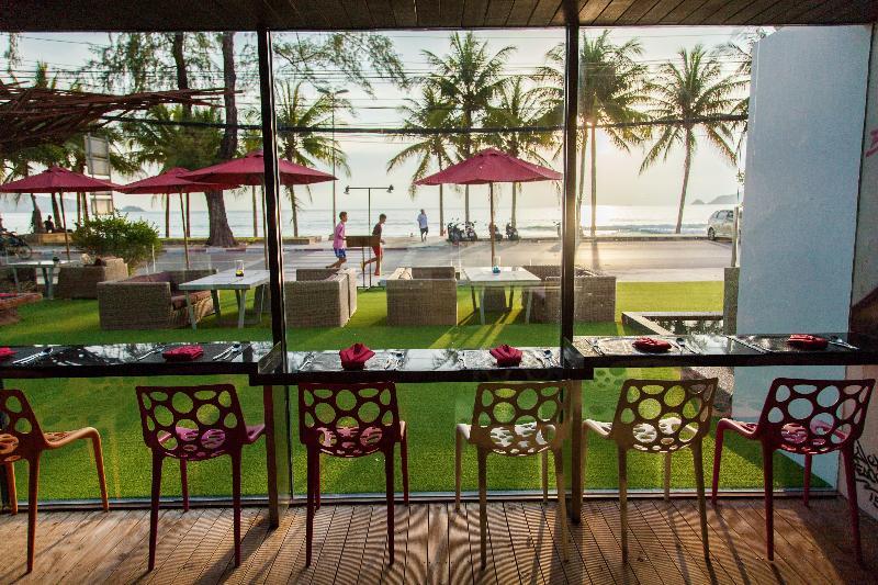B - Lay Tong Resort Phuket Buitenkant foto